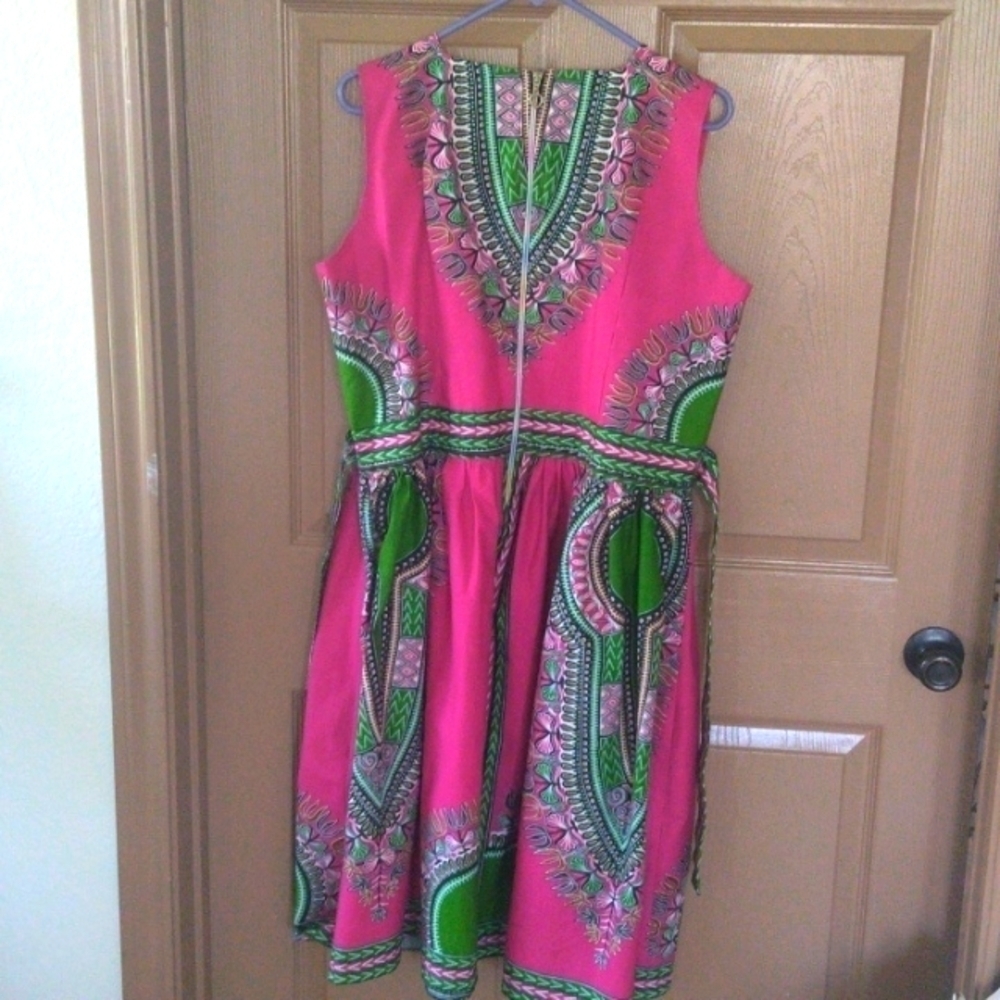 Ladies Dress by Weyone Style - Picture 2 of 16